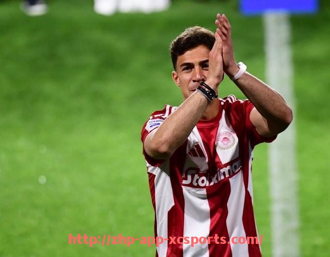 杏彩体育-世俱杯比赛中VAR系统介入次数统计与判罚争议汇总